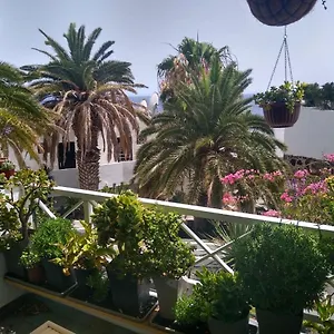 Modern & Spacious Isla, Puerto Del Carmen Apartment